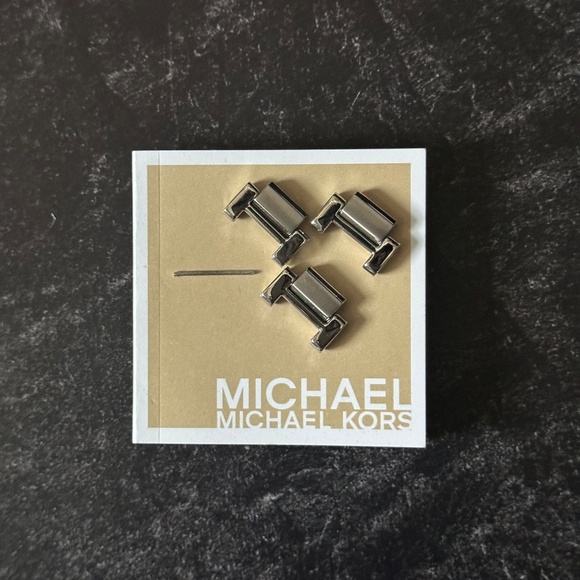 Michael Kor Bradley Slim Silver Watch EUC main image 4